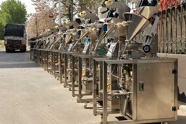 小型粉剂全自动向日葵视频色版下载广泛适用于食品粉剂、中药冲剂的小袋包装